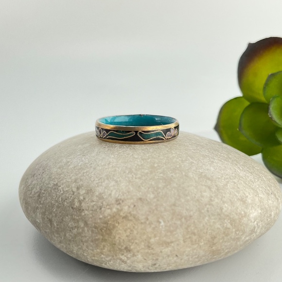 Vintage Black Cloisonne Enamel Ring with Pink Flowers & Green Leaves - Picture 7 of 9